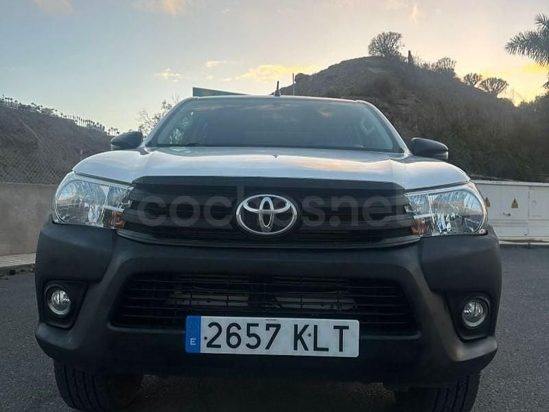 Usado Toyota HiLux 150 CV (110 kW) 2019 Blanco Recogida