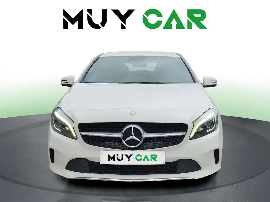 Usado Mercedes A200 136 CV (100 kW) 2017 Blanco Utilitario
