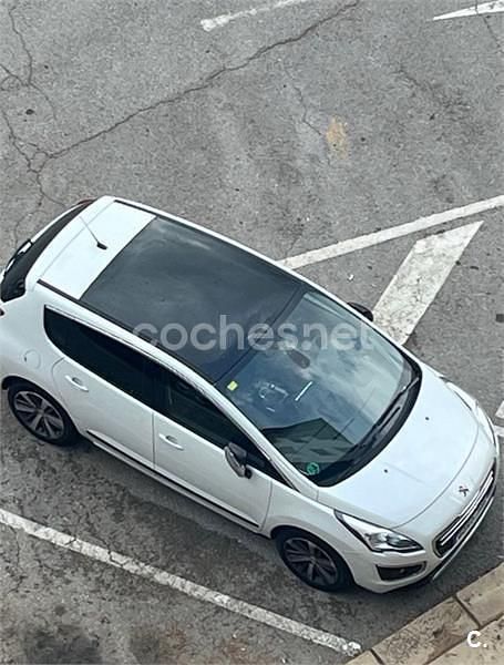 Usado Peugeot 3008 Active 120 CV (88 kW) 2015 Blanco Berlina