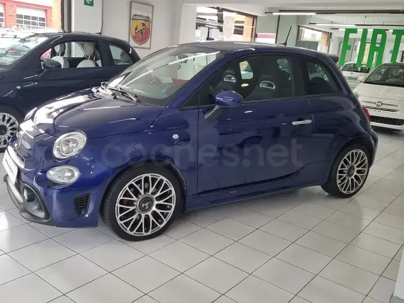 Usado Abarth 595 145 CV (106 kW) 2019 Azul Berlina
