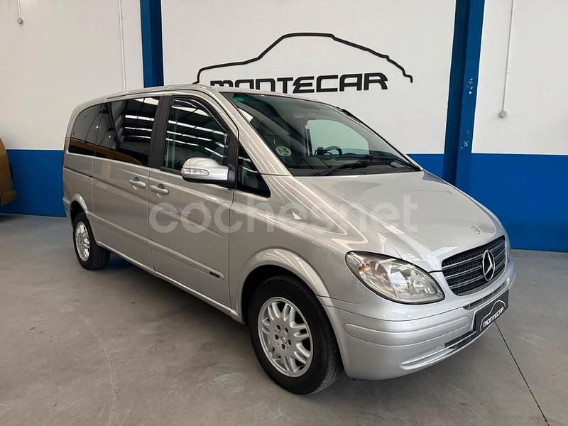 Usado Mercedes Viano 150 CV (110 kW) 2004 Gris / plata Monovolumen