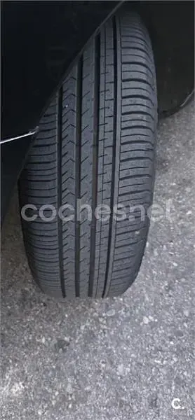 Usado Peugeot 3008 Premium 110 CV (80 kW) 2009 Negro Familiar