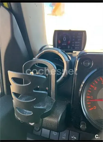 Usado Suzuki Jimny 102 CV (75 kW) 2019 Amarillo SUV