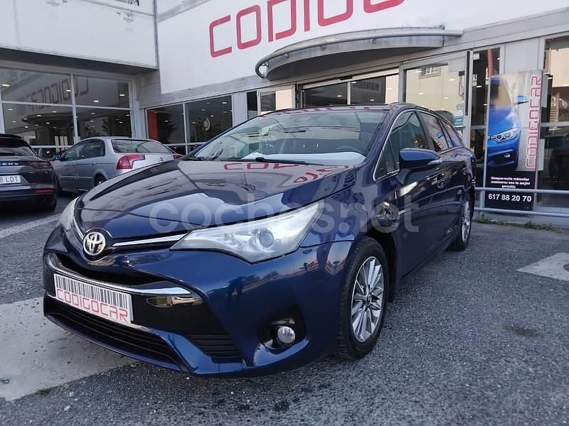 Azul Usado 2017 Toyota Avensis Business Edition Familiar | 8900 € (Precio justo) - Imagen 1/4