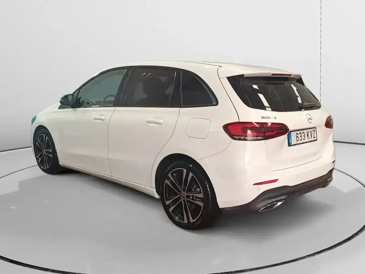 Usado Mercedes B180 116 CV (85 kW) 2019 Blanco Utilitario