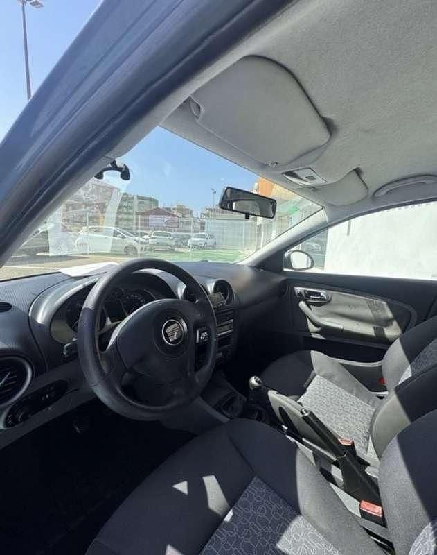 Usado Seat Ibiza 80 CV (58 kW) 2006 Azul Utilitario