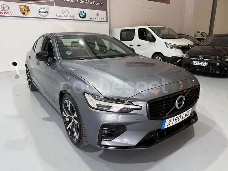 Usado Volvo S60 197 CV (144 kW) 2021 Gris / plata Berlina