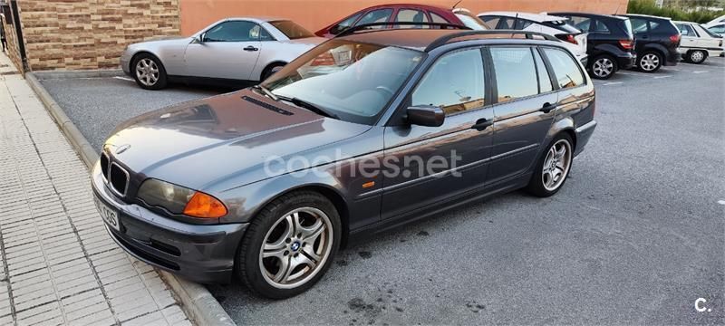 Usado BMW 320 136 CV (100 kW) 2000 Gris / plata Familiar