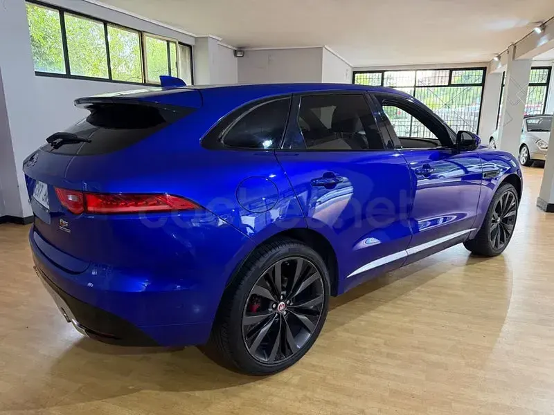 Usado Jaguar F-Pace R-Sport 300 CV (220 kW) 2017 Azul SUV