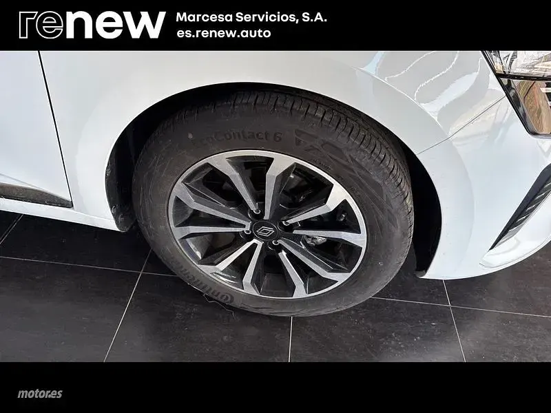 Usado Renault Clio V Techno 90 CV (66 kW) 2025 Blanco Berlina