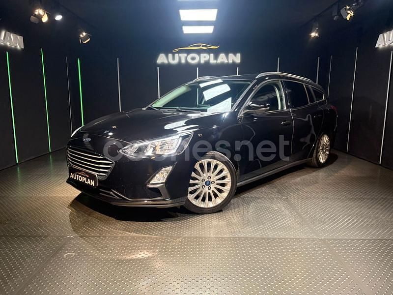 Negro Usado 2020 Ford Focus Active Familiar | 8790 € (Super precio) - Imagen 1/4