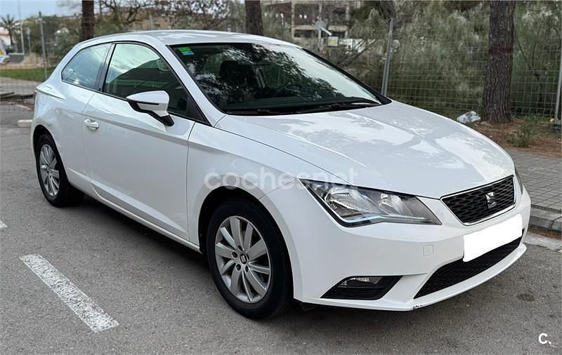 Usado Seat Leon SC Style 105 CV (77 kW) 2014 Blanco Utilitario
