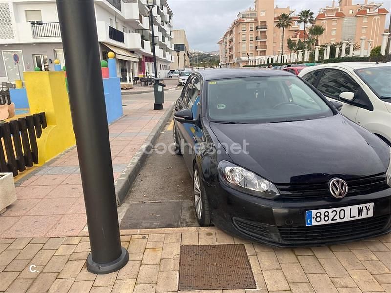 Usado VW Golf VII Advance 105 CV (77 kW) 2012 Negro Berlina