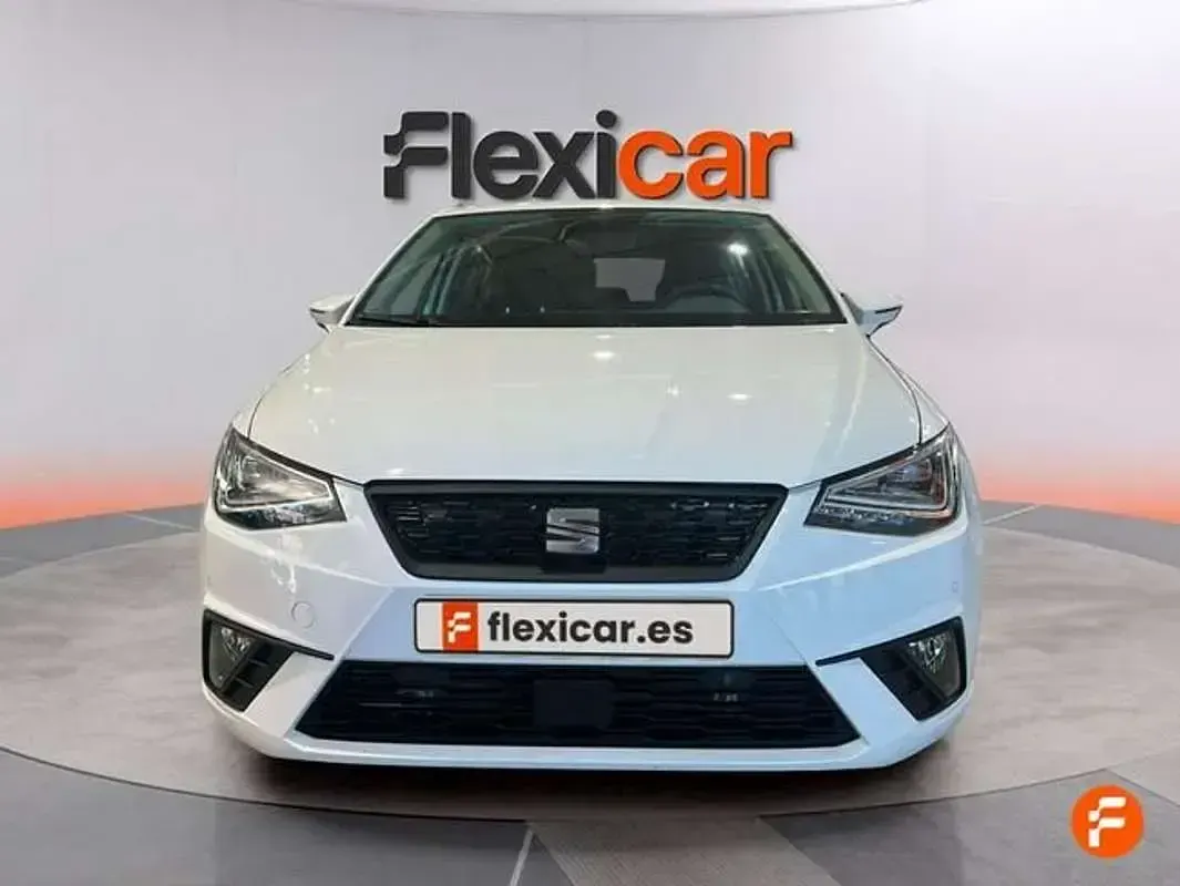 Usado Seat Ibiza Style 116 HP (85 kW) 2024 Branco Citadino