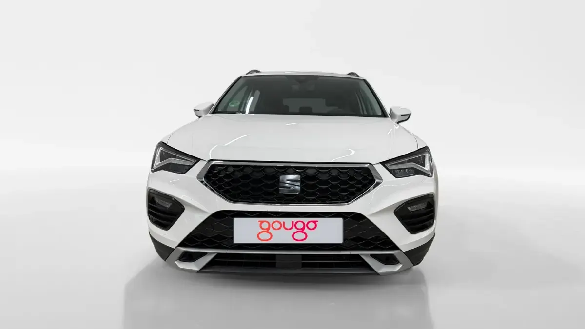 Usado Seat Ateca Style 150 CV (110 kW) 2025 Blanco SUV