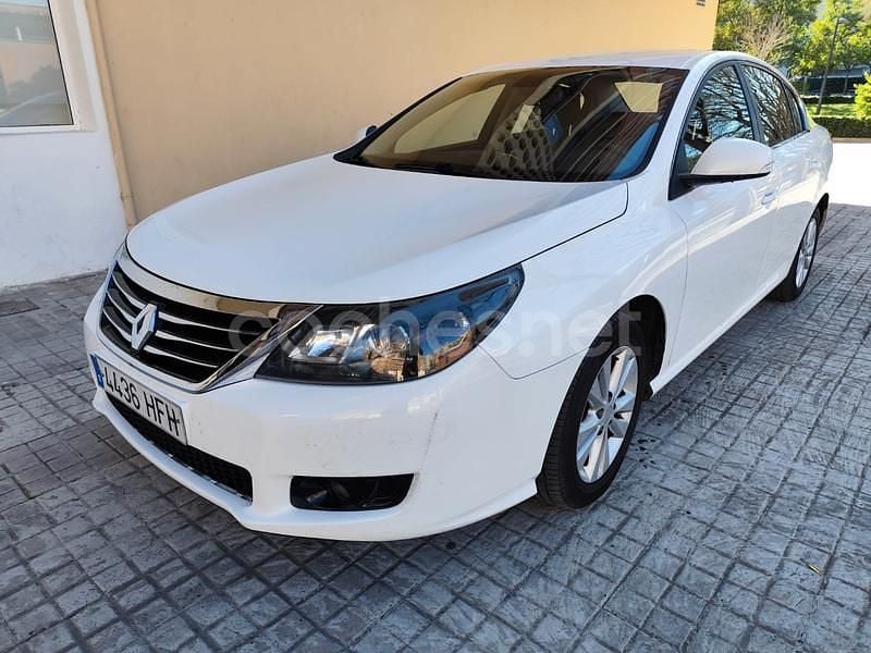 Blanco Usado 2012 Renault Latitude Privilege Berlina | 4999 € - Imagen 1/4