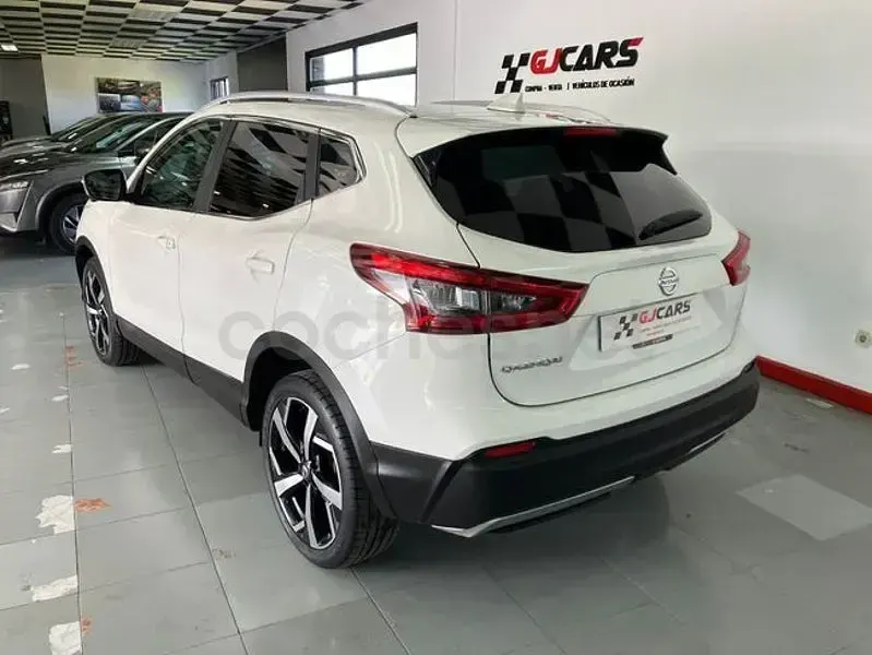 Usado Nissan Qashqai Tekna 130 CV (95 kW) 2018 Blanco SUV