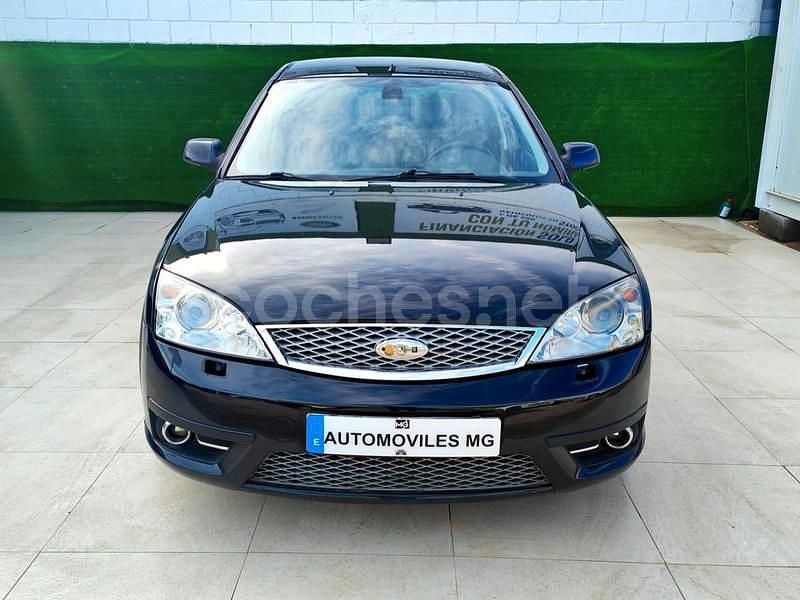 Usado Ford Mondeo Titanium X 155 CV (114 kW) 2007 Negro Berlina