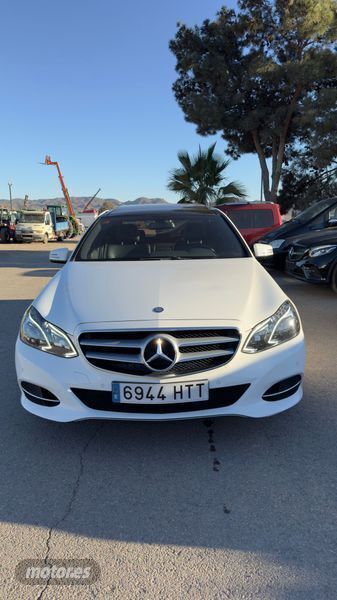 Blanco Usado 2013 Mercedes E220 Avantgarde Berlina | 17.500 € (Caro) - Imagen 1/4