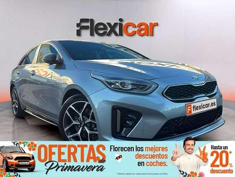 Usado Kia ProCeed GT-Line 136 CV (100 kW) 2020 Gris Familiar