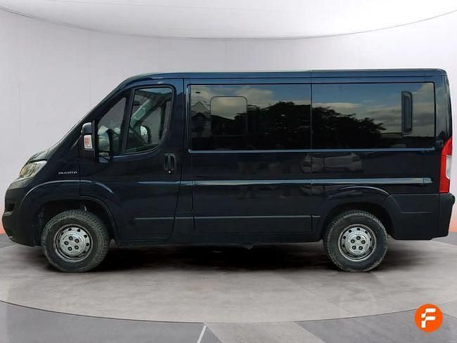 Usado Fiat Ducato 150 CV (110 kW) 2018 Azul Van