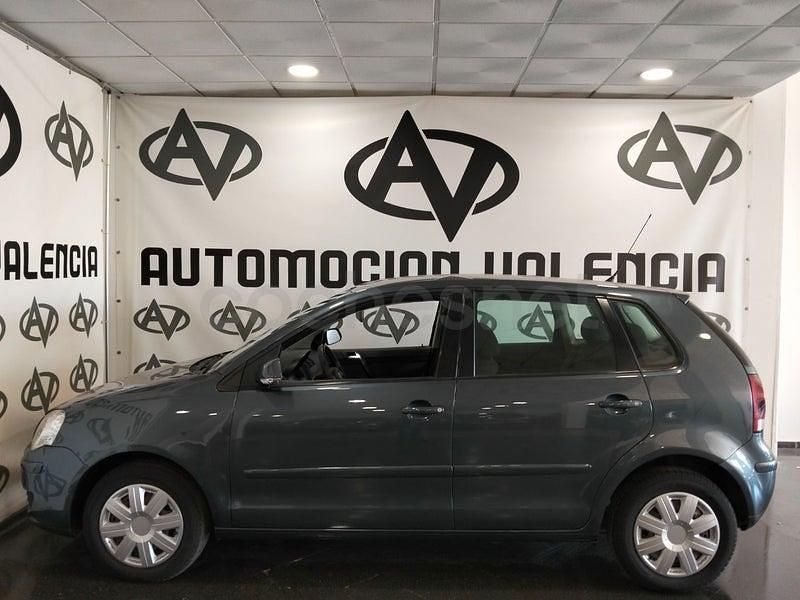 Używany VW Polo Sport 70 KM (51 kW) 2009 Szary Sedan/Limuzyna