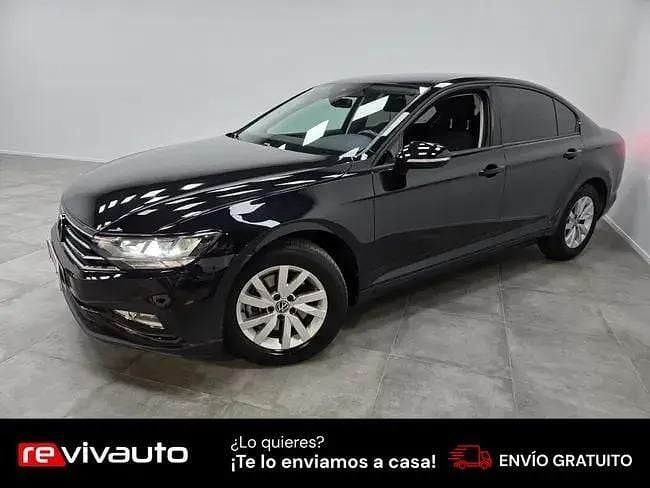 Usado VW Passat Business 122 CV (89 kW) 2020 Negro Berlina