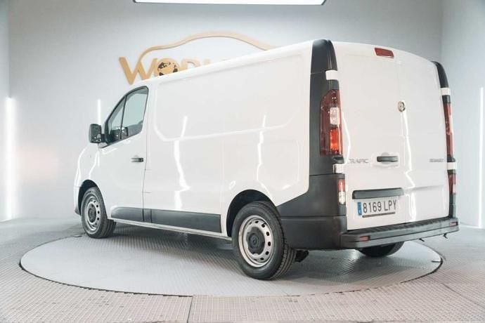 Usado Renault Trafic 120 CV (88 kW) 2021 Monovolumen