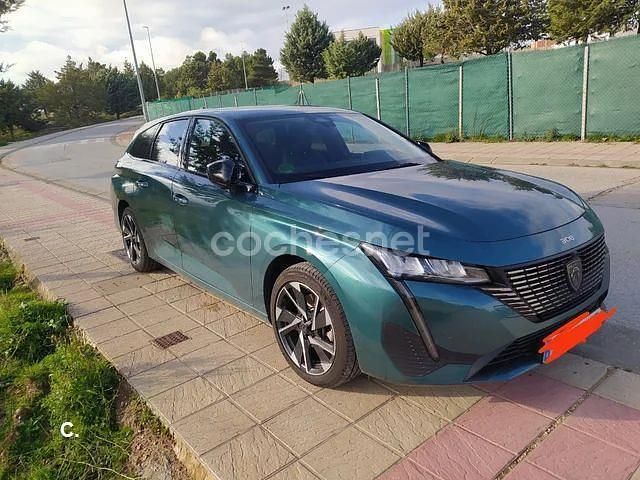 Usado Peugeot 308 SW Allure 130 CV (95 kW) 2023 Azul Familiar