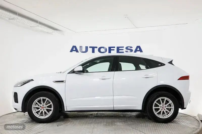 Usado Jaguar E-Pace R-Dynamic 150 CV (110 kW) 2019 Blanco SUV