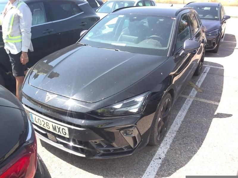 Usado Cupra Leon 150 CV (110 kW) 2024 Negro