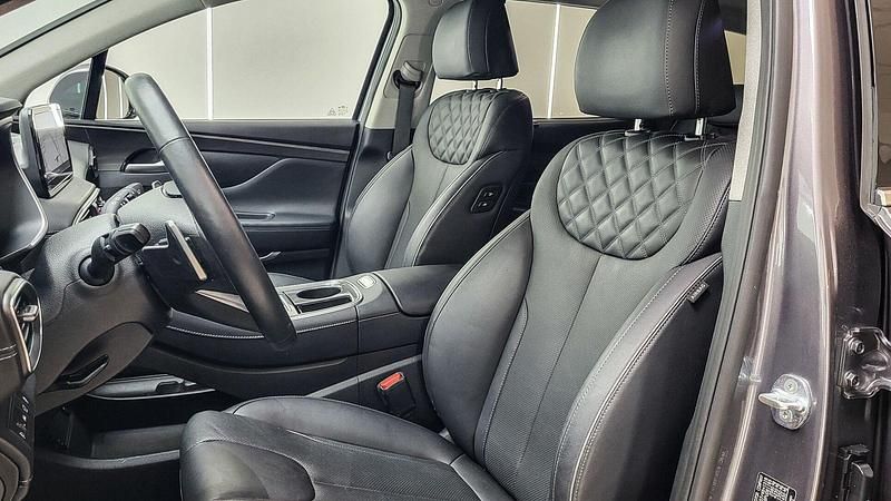 Usado Hyundai Santa Fe 230 CV (169 kW) 2022 Gris SUV