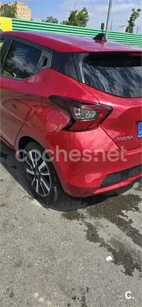 Usado Nissan Micra Acenta 90 CV (66 kW) 2017 Rojo Utilitario