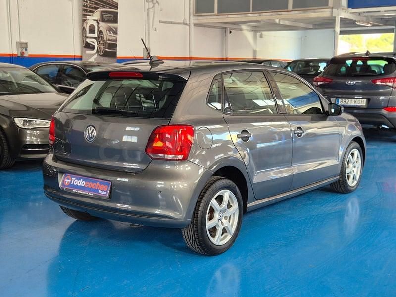 Usado VW Polo Sport 90 CV (66 kW) 2013 Gris / plata Utilitario