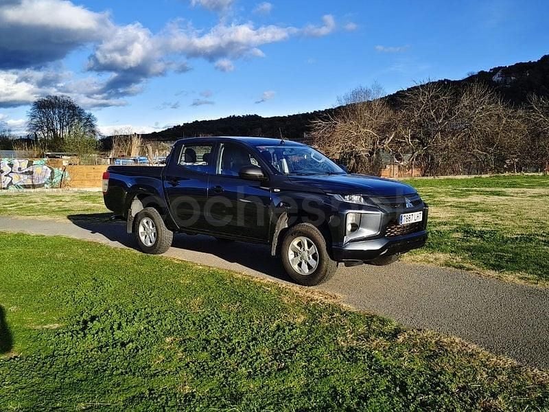 Usado Mitsubishi L200 150 CV (110 kW) 2020 Negro Recogida