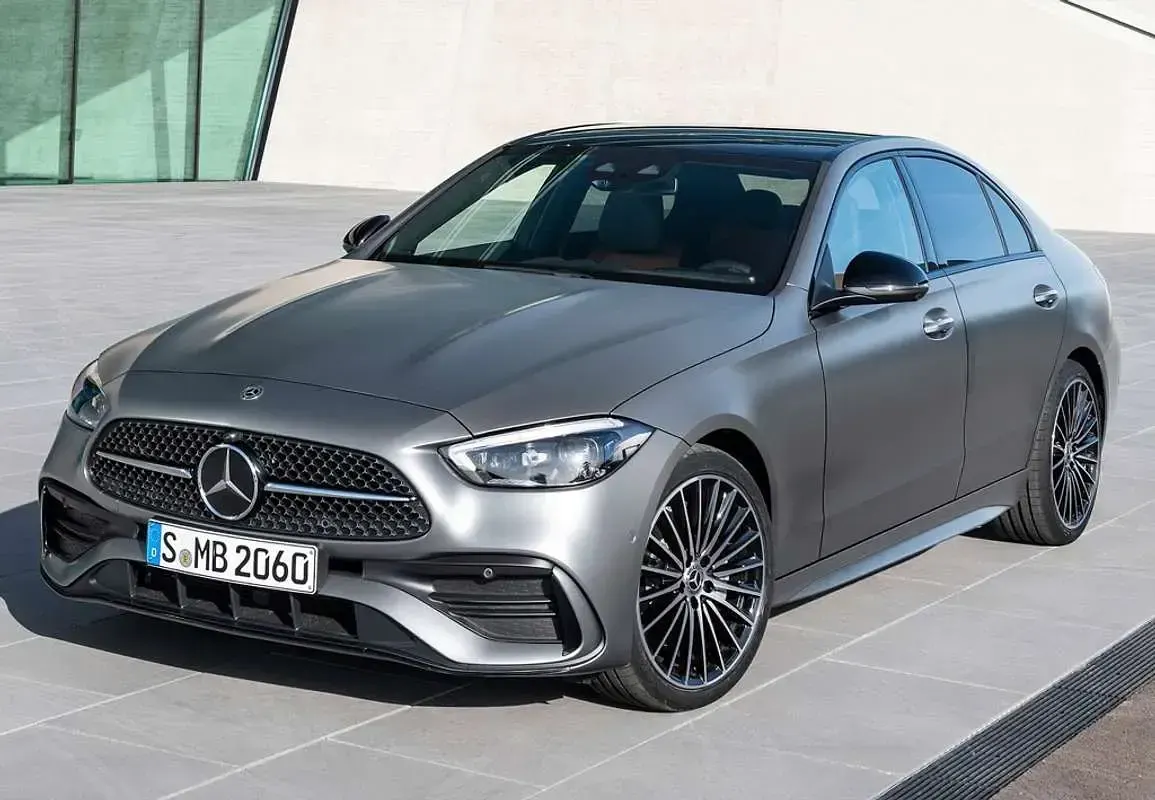 Usado Mercedes C220 194 CV (142 kW) 2020 Negro Berlina