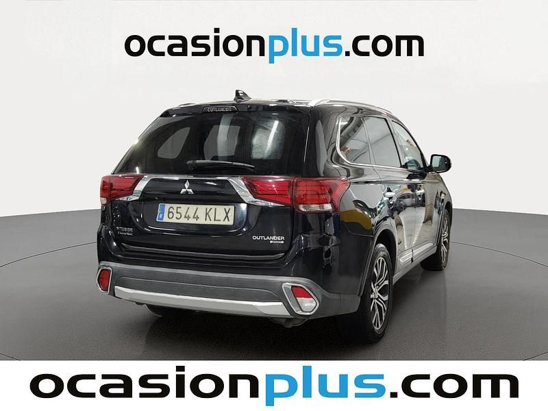 Usado Mitsubishi Outlander Motion 150 CV (110 kW) 2018 Negro SUV