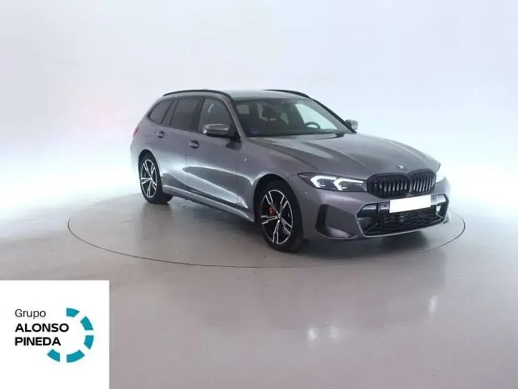 Käytetty BMW 330e M Sport 292 HP (214 kW) 2025 Harmaa Farmari