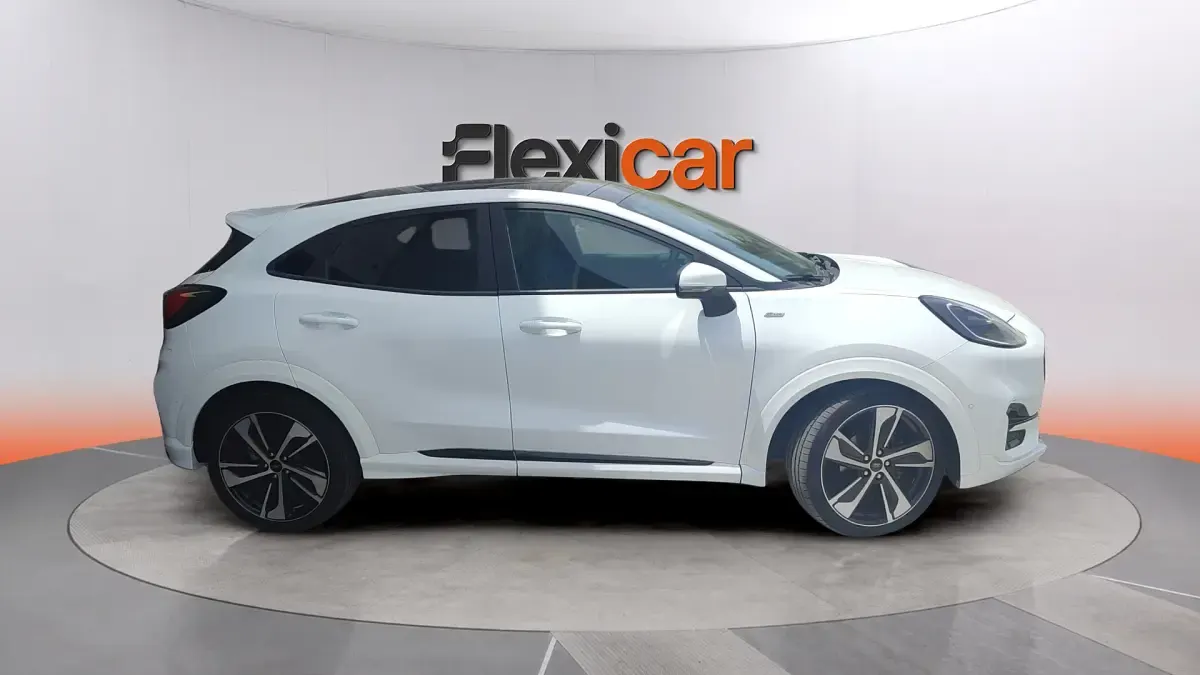 Usado Ford Puma ST-Line 125 CV (91 kW) 2024 Blanco SUV
