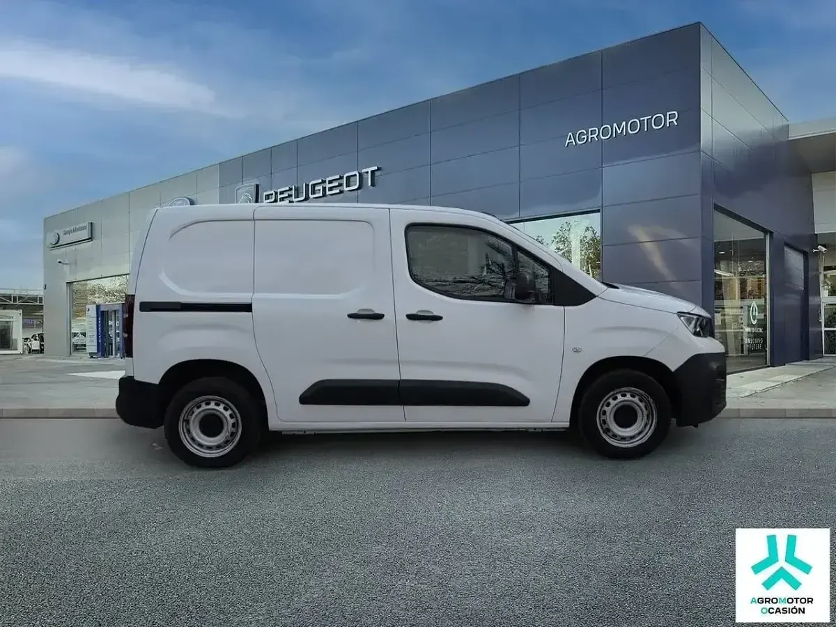 Usado Peugeot Partner 98 CV (72 kW) 2020 Blanco Monovolumen
