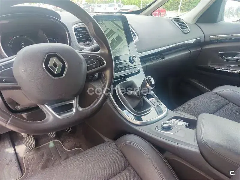 Usado Renault Espace Zen 130 CV (95 kW) 2016 Beige Monovolumen