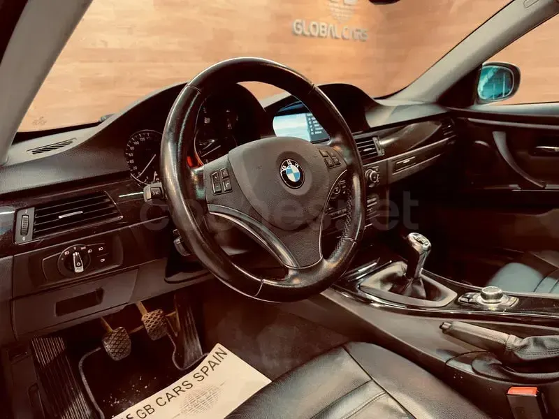 Usado BMW 320 170 CV (125 kW) 2010 Blanco Coupe