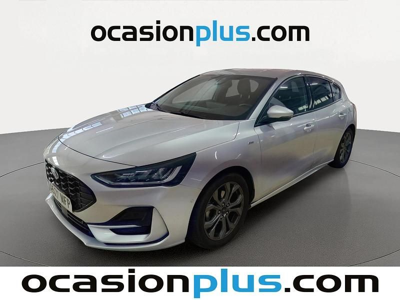 Usado Ford Focus ST-Line X 125 CV (91 kW) 2023 Gris plata Utilitario