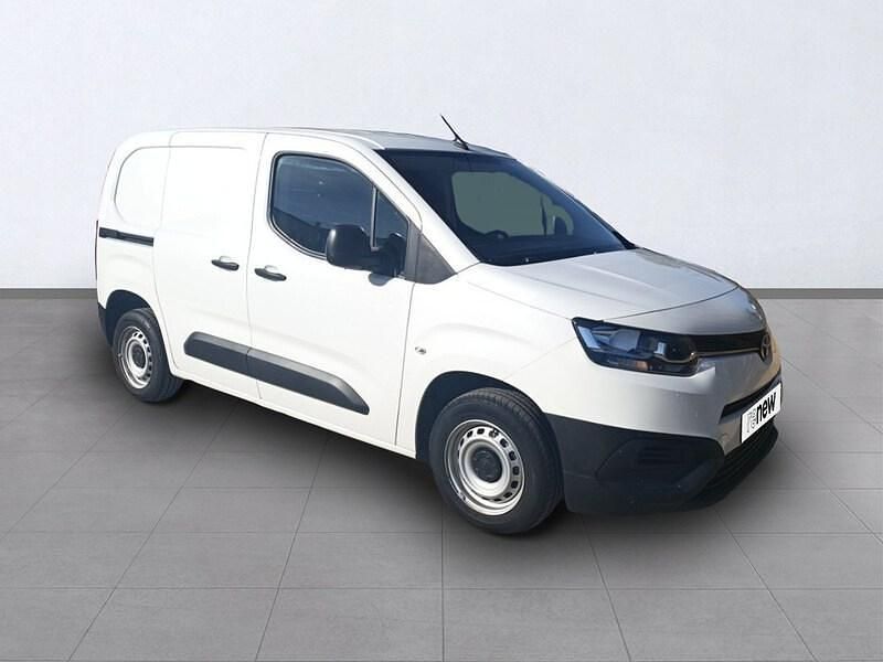 Usado Toyota Proace City City 100 CV (73 kW) 2021 Blanco Monovolumen