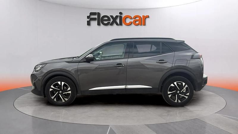 Usado Peugeot 2008 Allure 131 CV (96 kW) 2021 Gris SUV