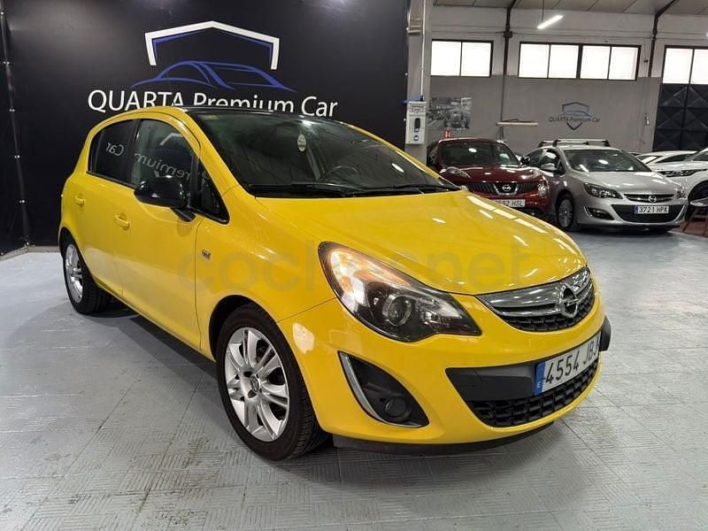 Usado Opel Corsa Expression 90 CV (66 kW) 2014 Amarillo Utilitario