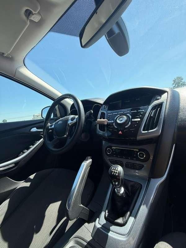 Używany Ford Focus Titanium 114 KM (83 kW) 2012 Niebieski Kombi