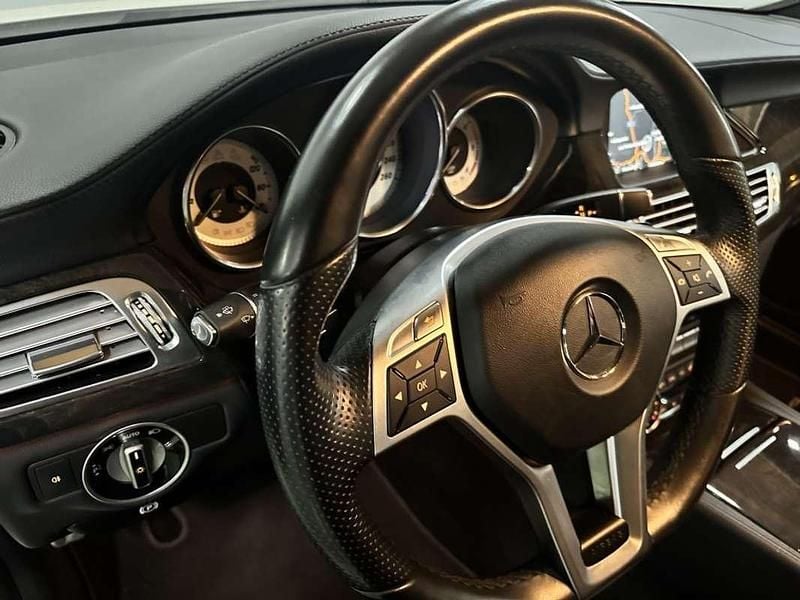 Usado Mercedes CLS350 265 CV (194 kW) 2013 Blanco Coupe