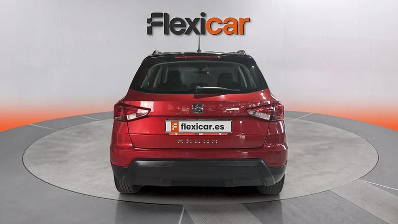 Usado Seat Arona Ecomotive 95 CV (69 kW) 2019 Granate SUV