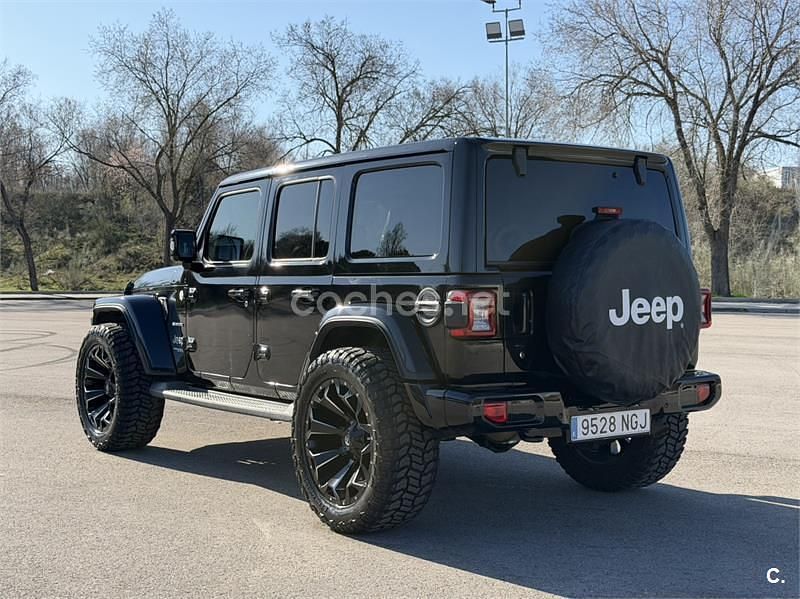 Usado Jeep Wrangler Unlimited Sahara 270 CV (198 kW) 2019 Negro SUV